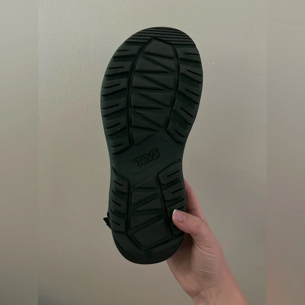Men’s Teva Sandals Size 9